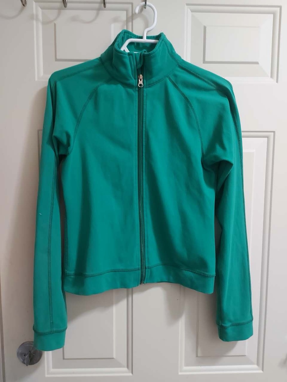 Lululemon green full zip jacket